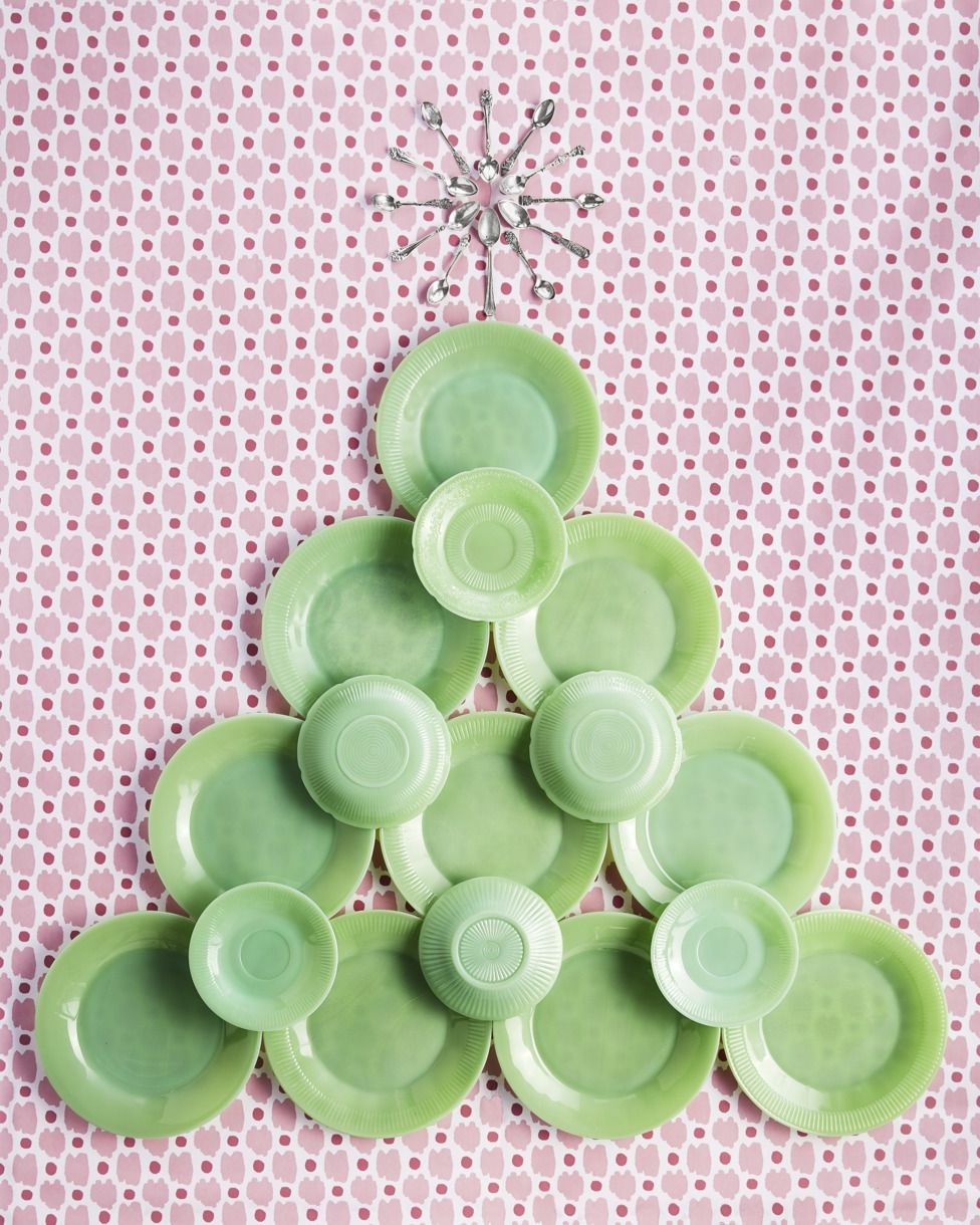 diy christmas decorations jadeite plates