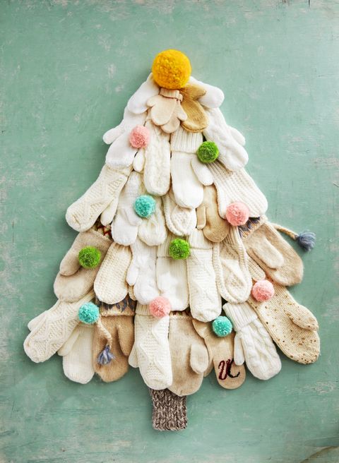 diy christmas decorations mitten tree