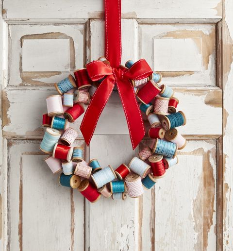 diy christmas decorations wreath thread