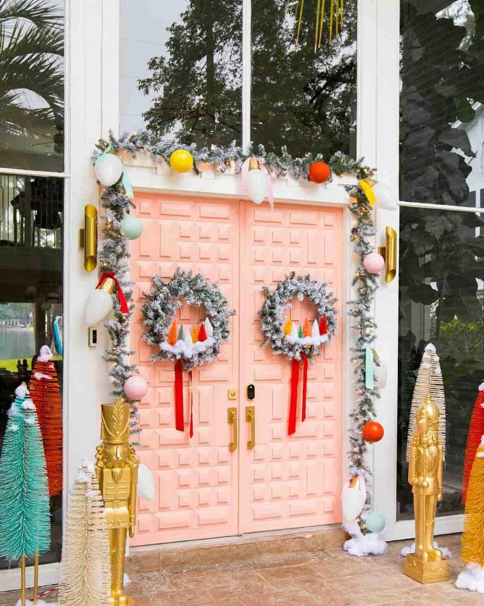 DIY Christmas door decoration in pastel colors