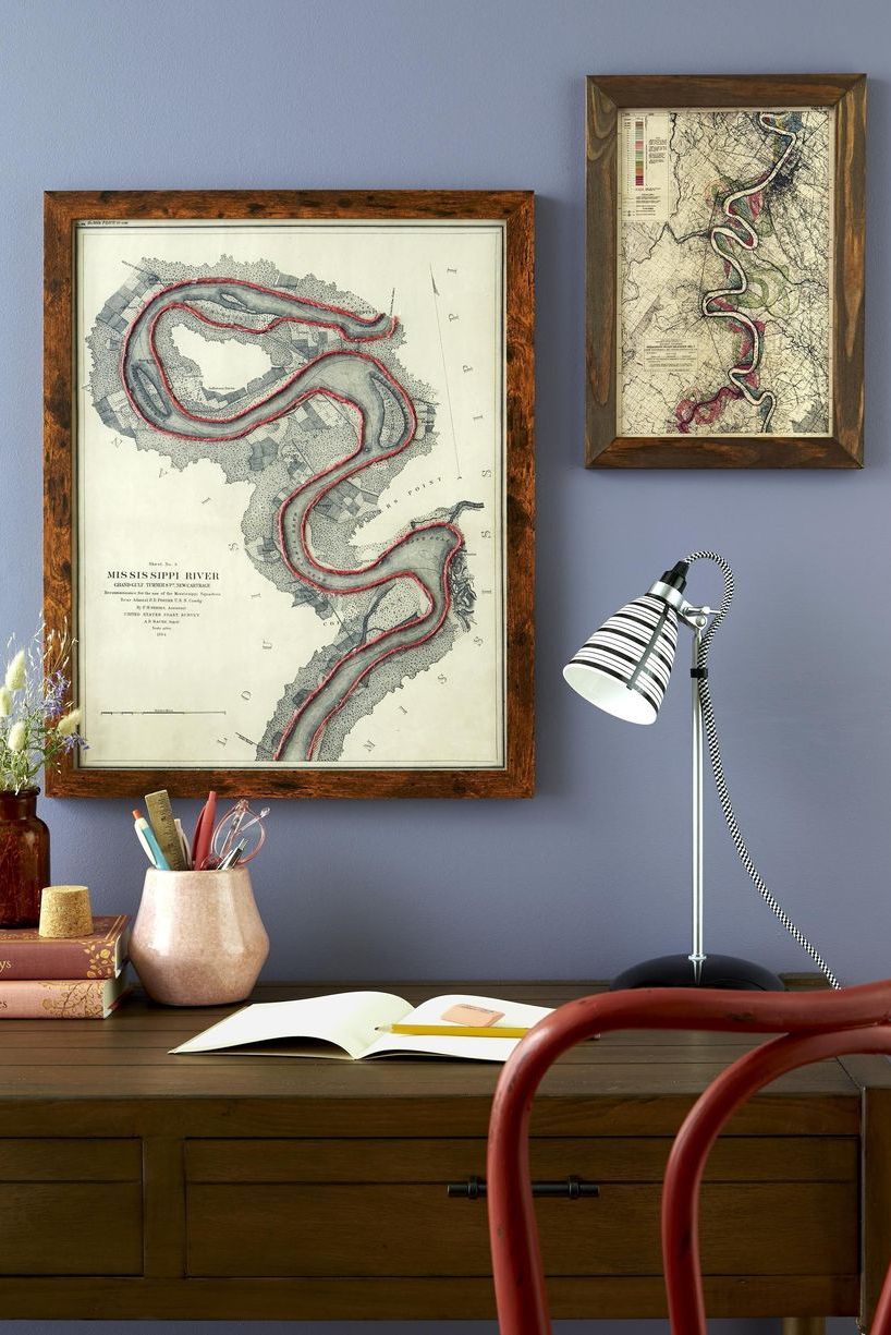 diy christmas gifts, two framed maps with ribbon and twine outline on the wall