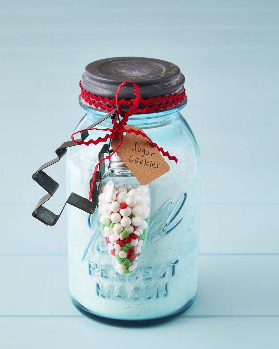 20 DIY Cocktail Mason Jar Gift Ideas