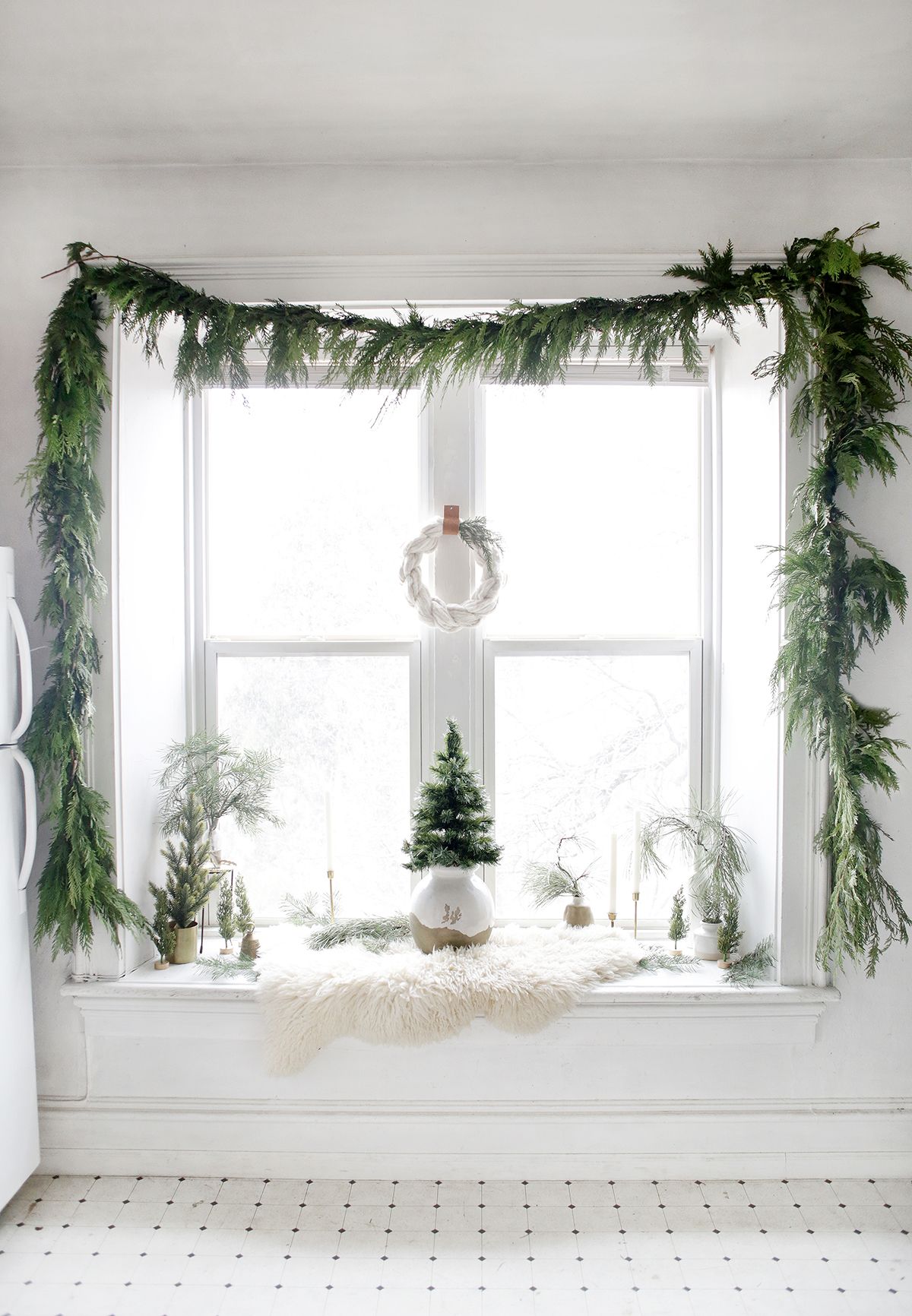 garland christmas porch railing decorations