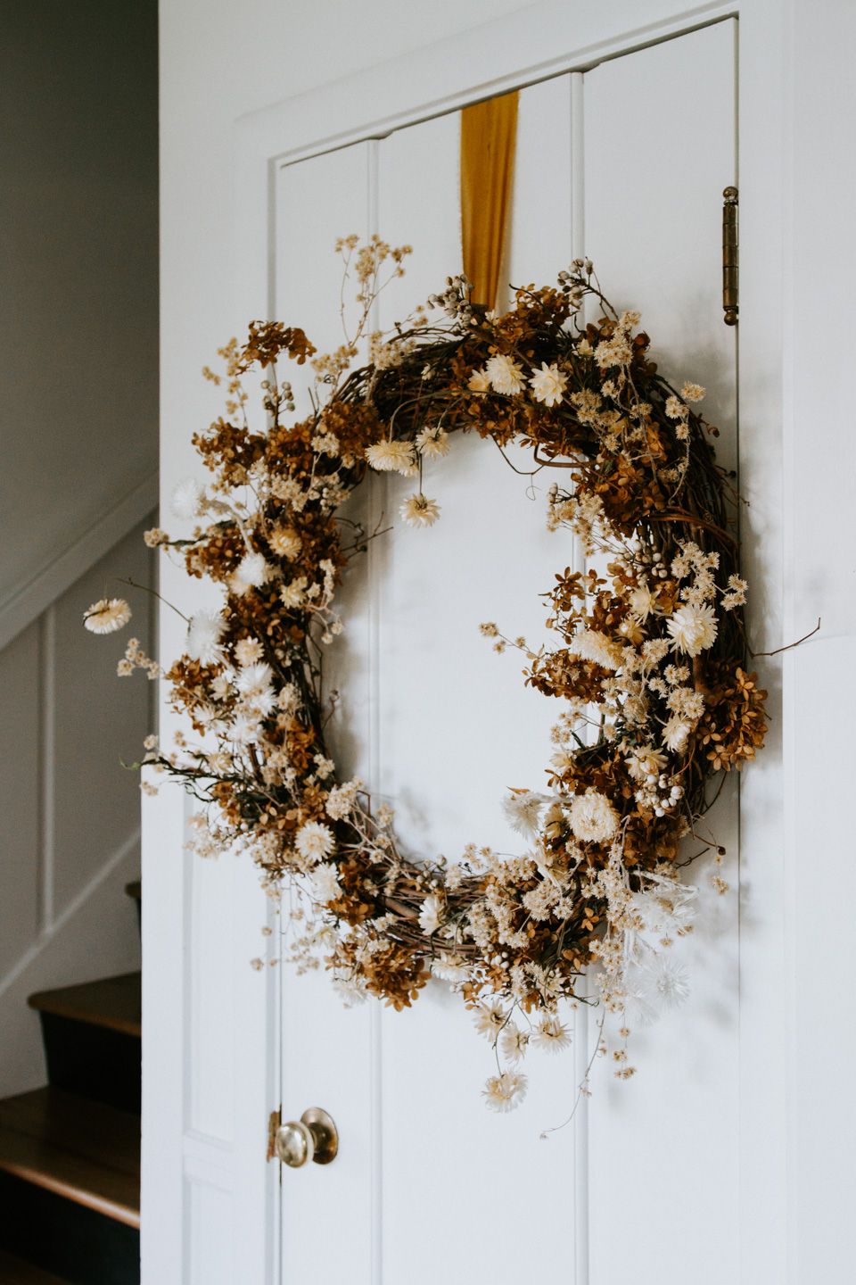 Negligencia médica Proscrito sentido 46 DIY Christmas Wreaths - How to Make a Holiday Wreath
