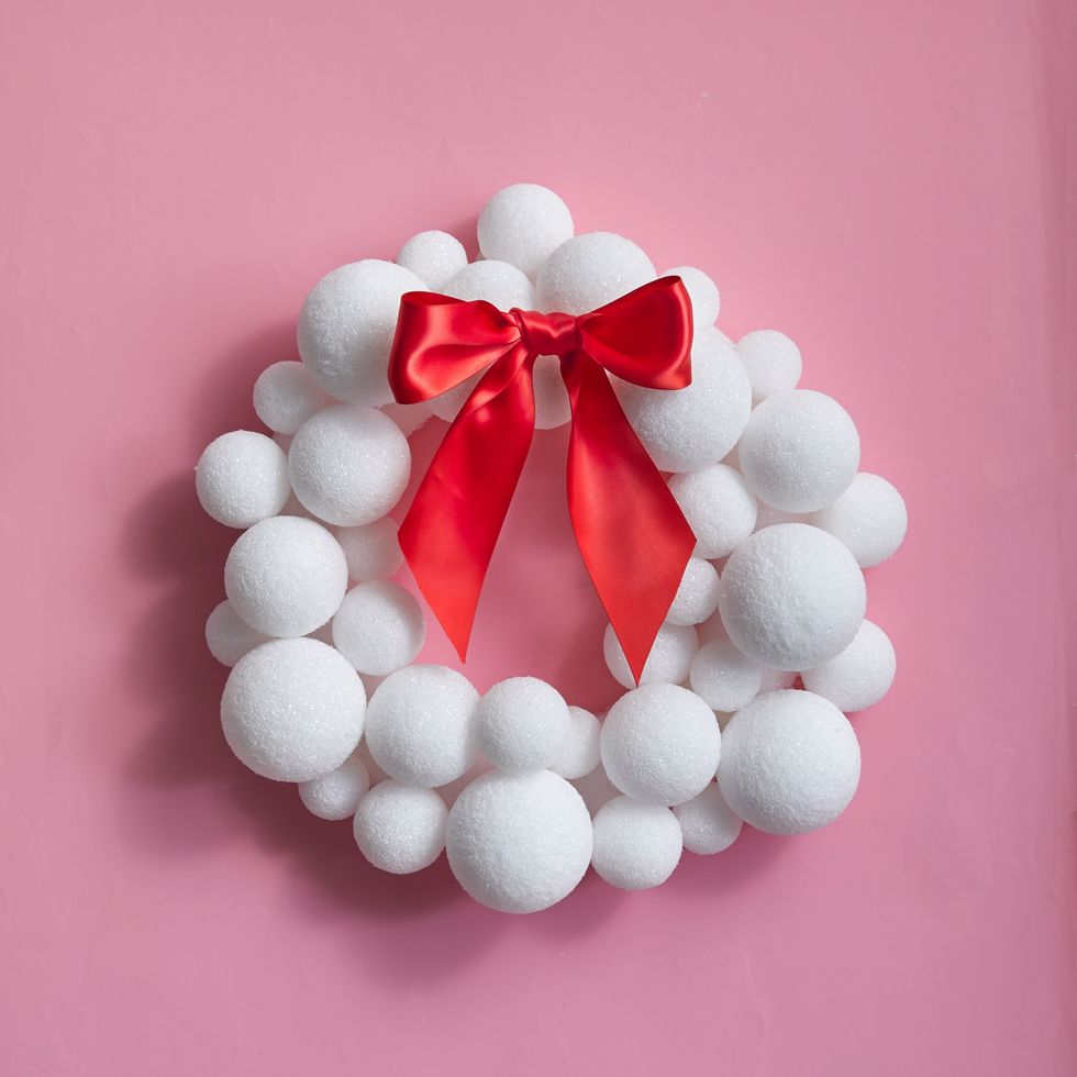 christmas crafts snowball wreath