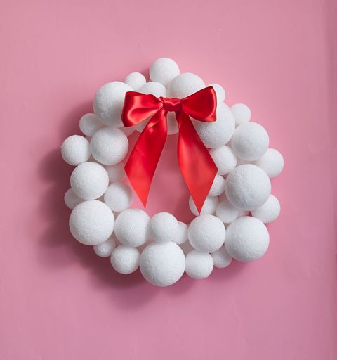 christmas crafts snowball wreath