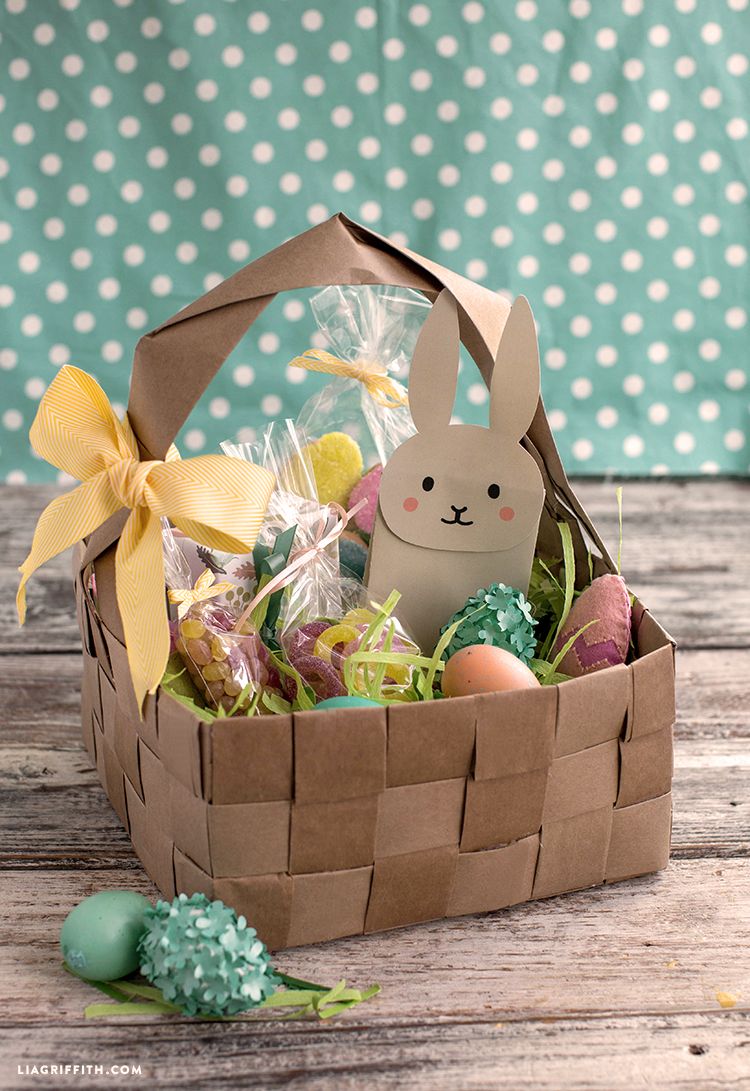 DIY Paper Bag Gift Baskets - Sarah Hearts