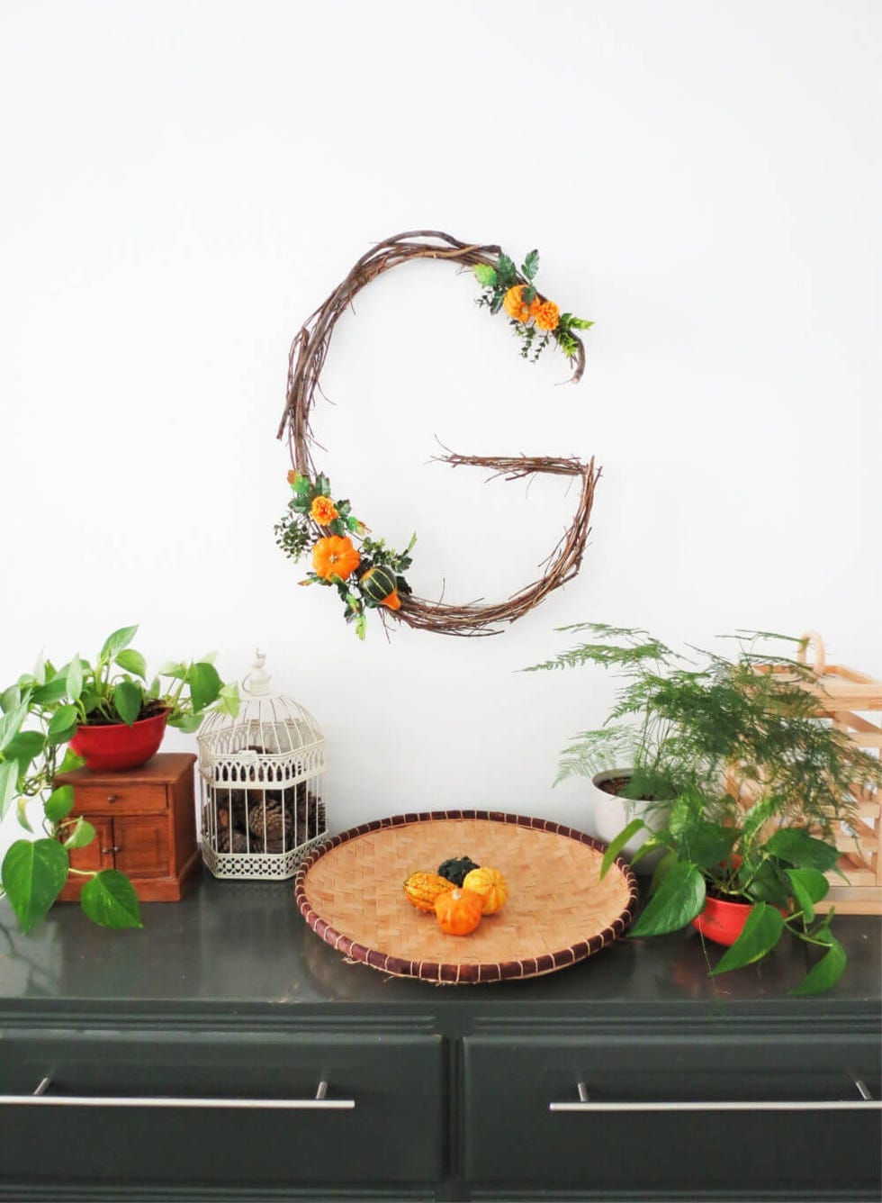 61 DIY Fall Wreaths to Decorate Your Front Door