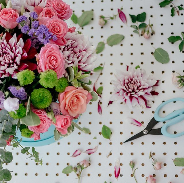 52 Easy Flower Arrangement Ideas - Creative DIY Floral Displays