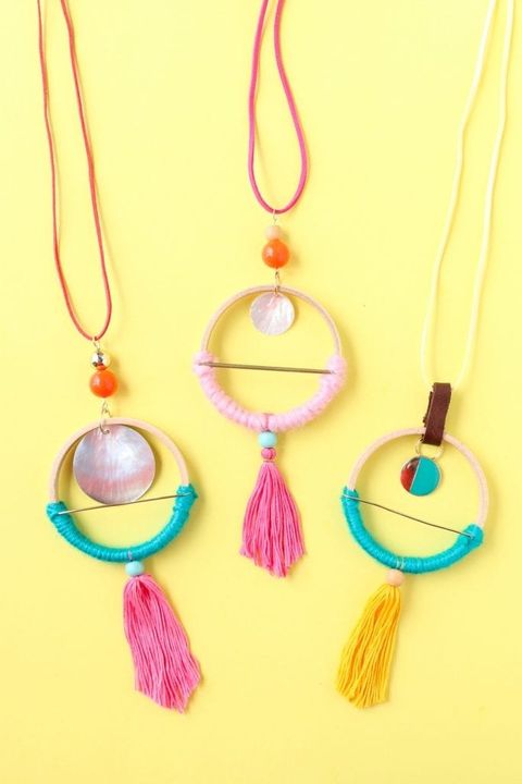 diy gifts for mom scandinavian mobile necklaces