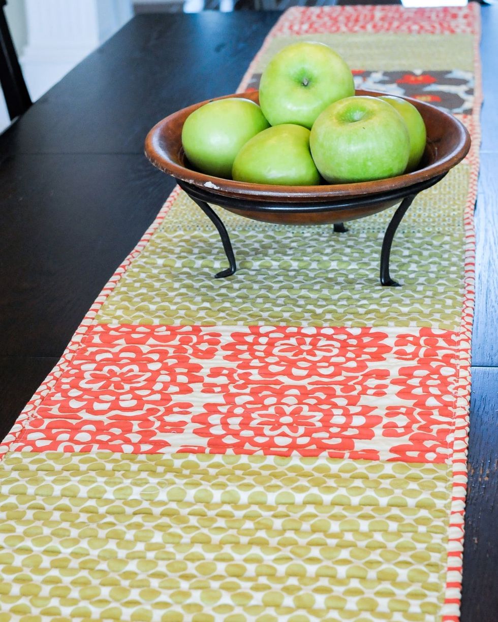 DIY gift table runner quilt for mom