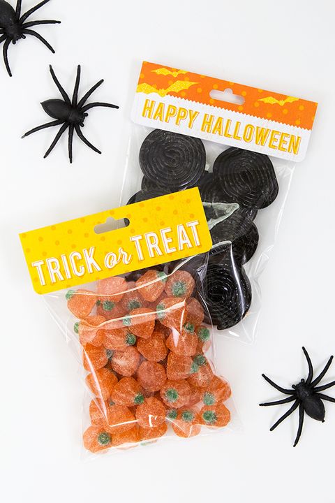 printable halloween treat bag toppers