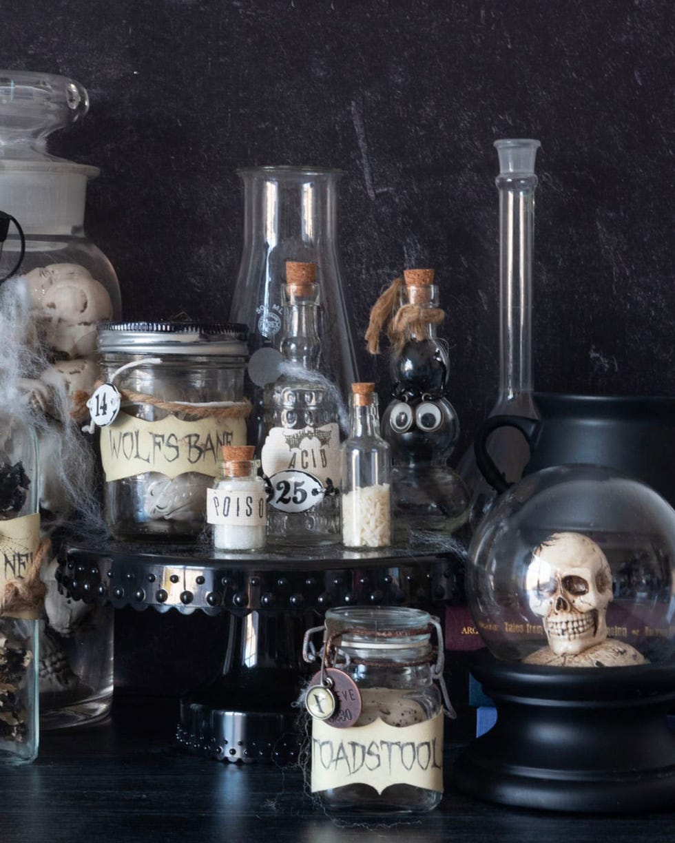 DIY Halloween decorations DIY Halloween Decorations Potions Centerpiece