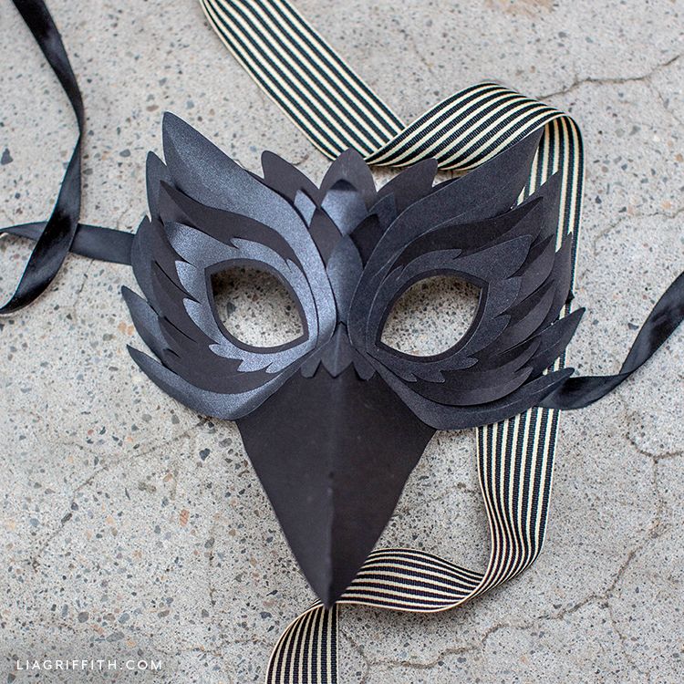 26 Best DIY Mask Crafts - How to Make