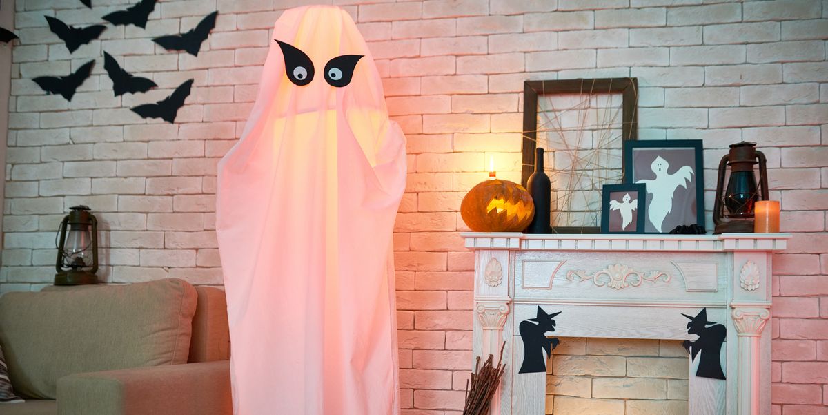 Beschrijvend Bladeren verzamelen pak 24 Best DIY Halloween Props - Easy Halloween Prop Ideas