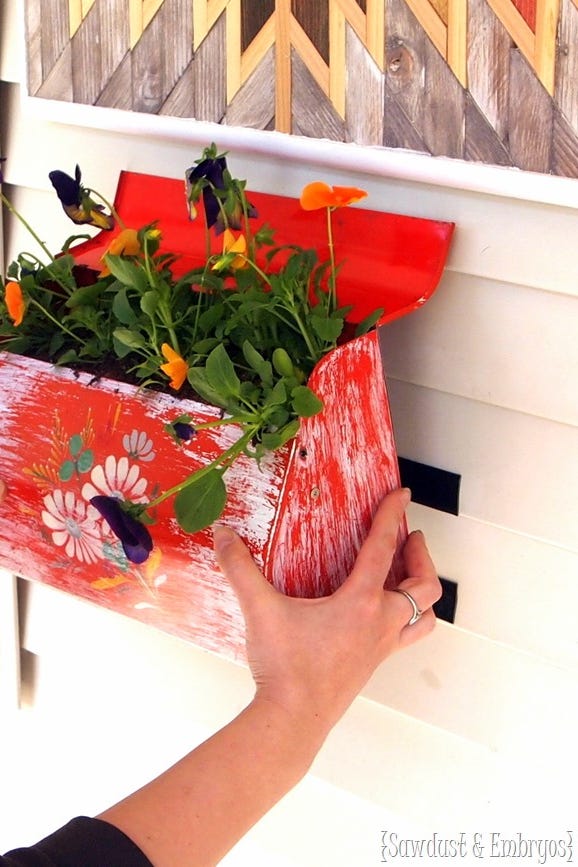 diy mailbox planter small backyard ideas