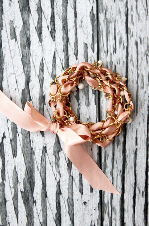 diy mothers day gifts, chain bracelet with pink ribbon
