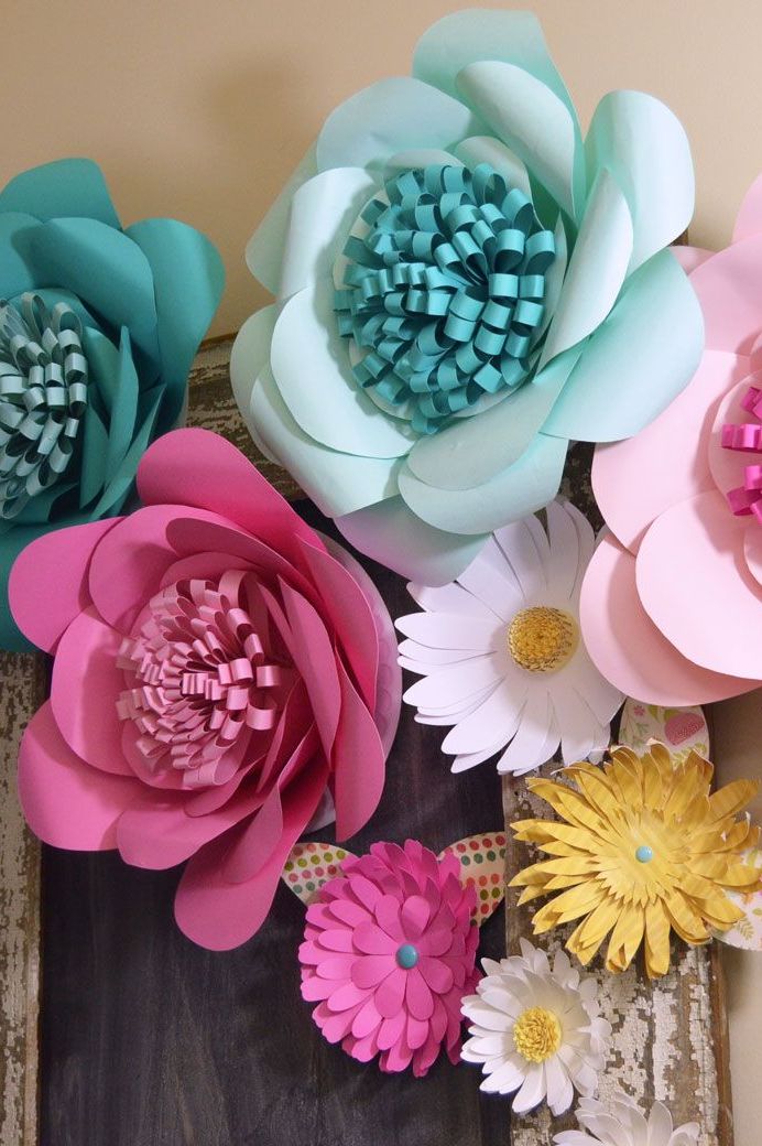 Oversized Tissue Paper Flowers - DIY Tutorial