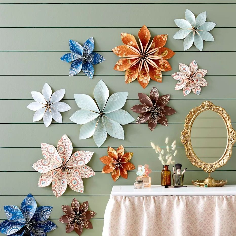 DIY Paper Flower Wall Décor - Flower Craft Ideas