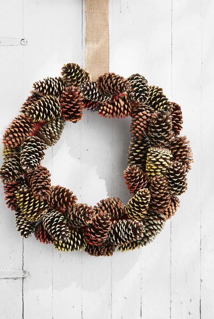 diy pine cone wreath for fall