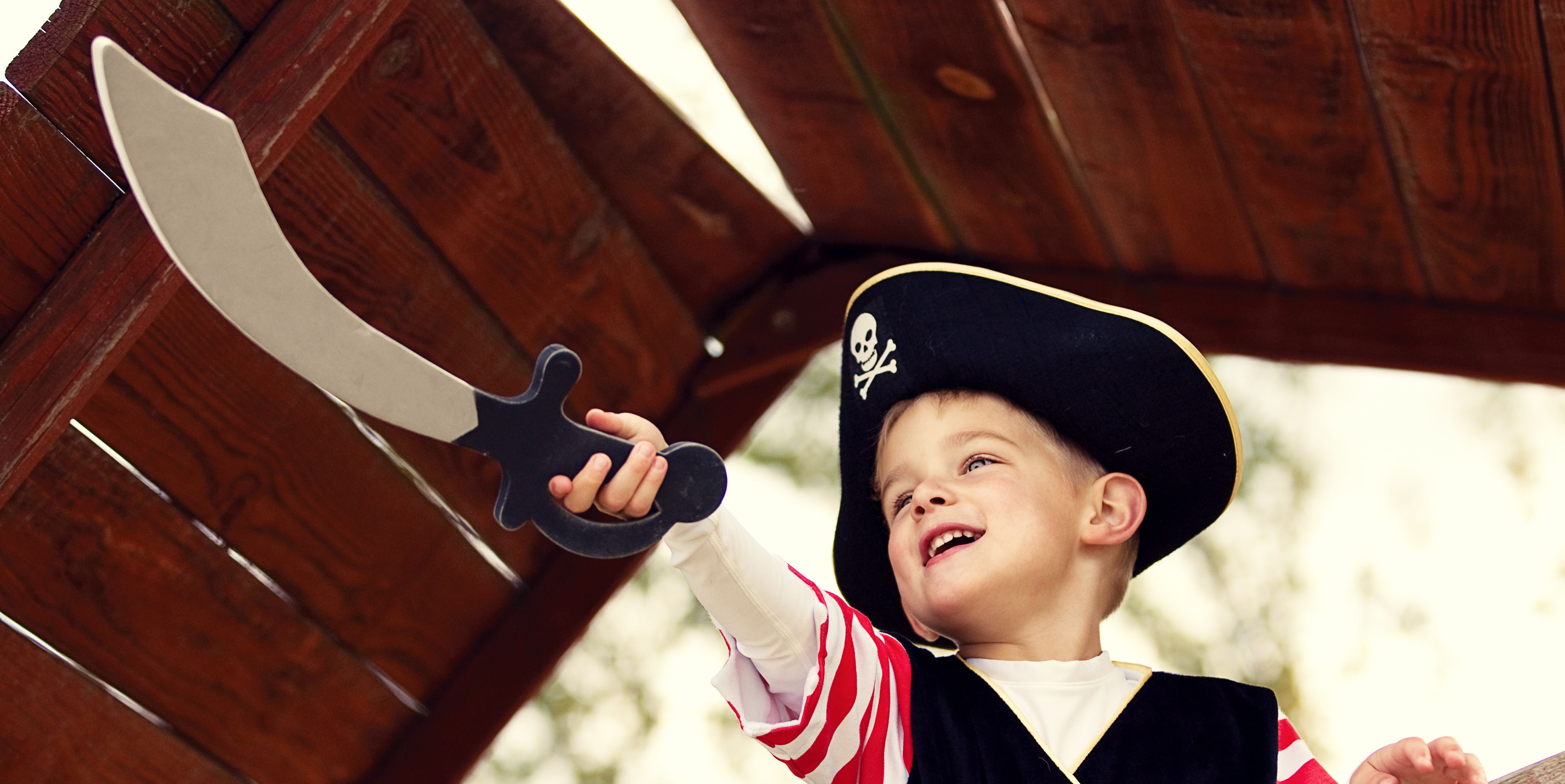 homemade pirate costume for boys