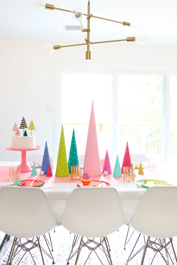 christmas table decorations  snow dotted cone trees