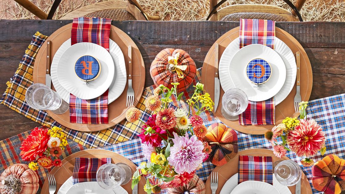 preview for 4 Thanksgiving DIYs to Celebrate Fall