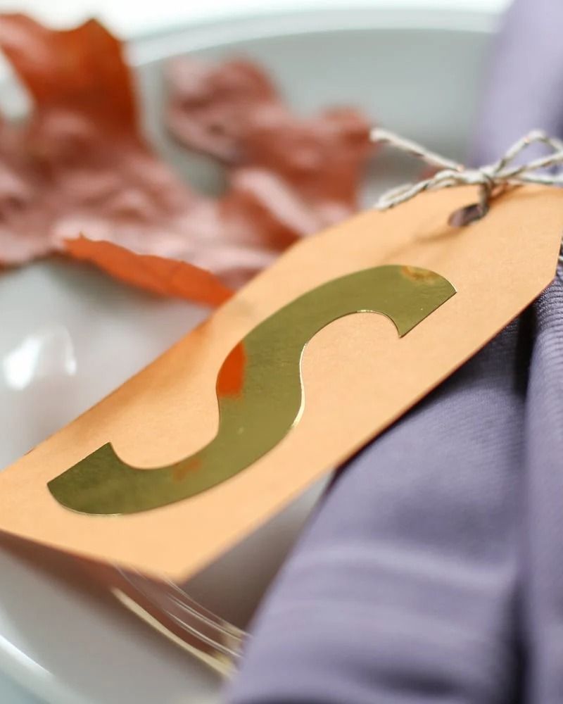 diy thanksgiving place cards tag