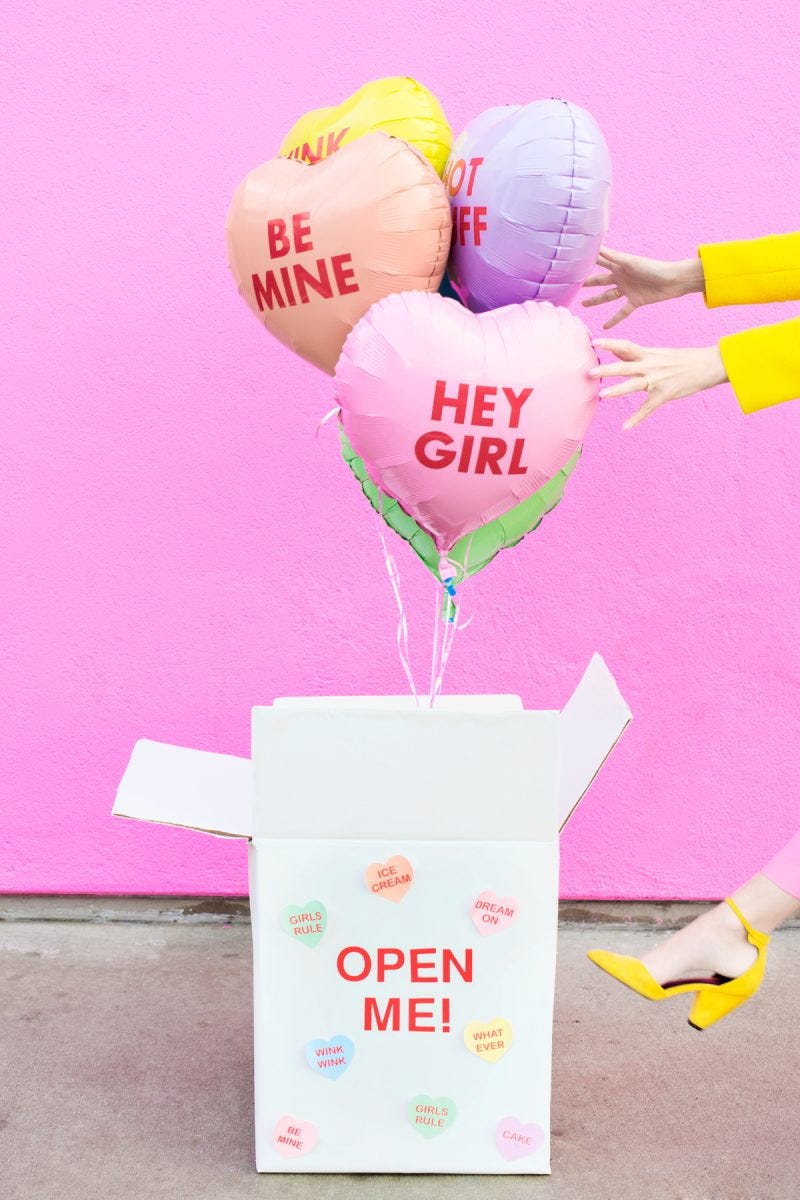 Sweet Valentine Balloon Gift Ideas to Surprise Your Loved One - DIY Valentine Balloon Gift Ideas