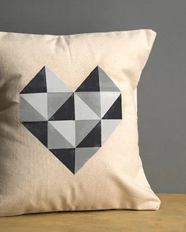 diy valentines day gifts geometric heart pillow