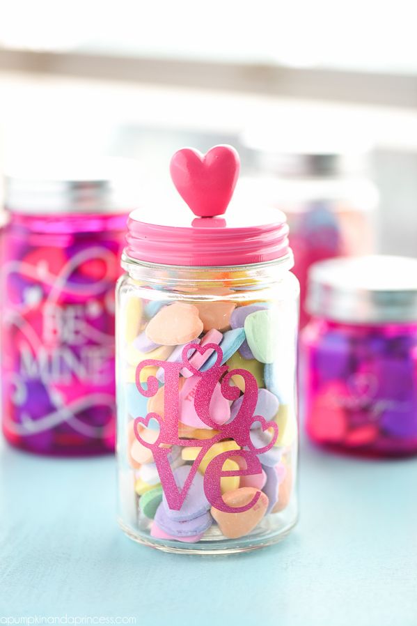 Mason jar crafts hot sale for valentine's day