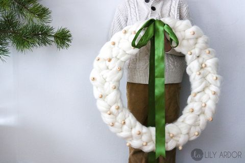 diy valentine's wreaths chunky knit wreath
