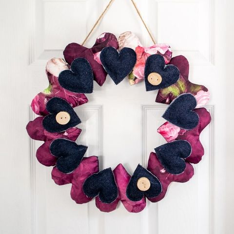 diy valentine's wreaths scrap fabric