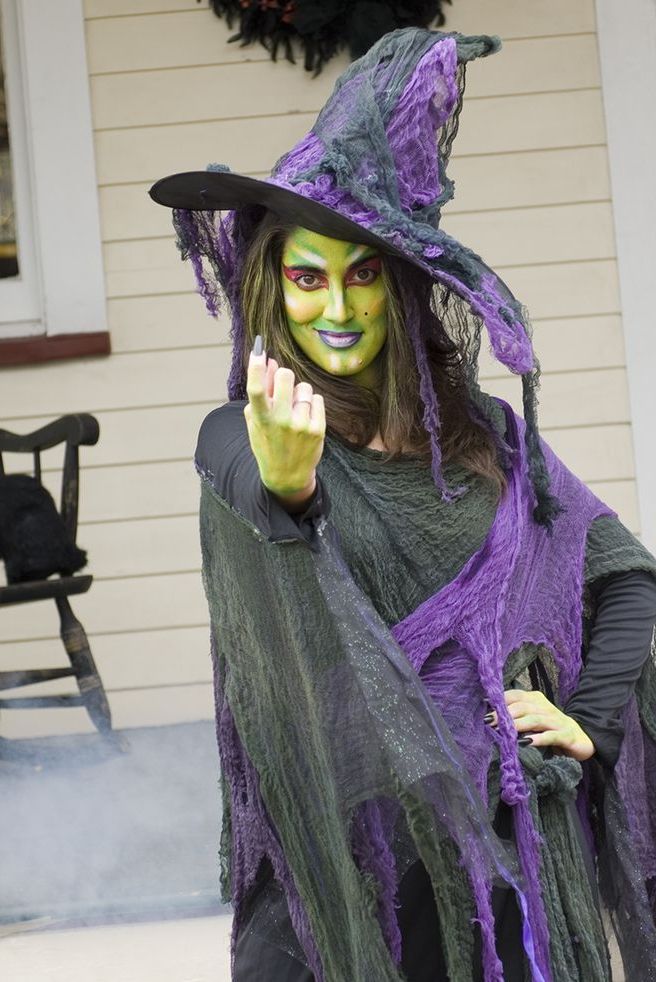sexy green witch makeup