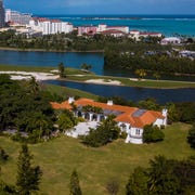 exterior exterior
