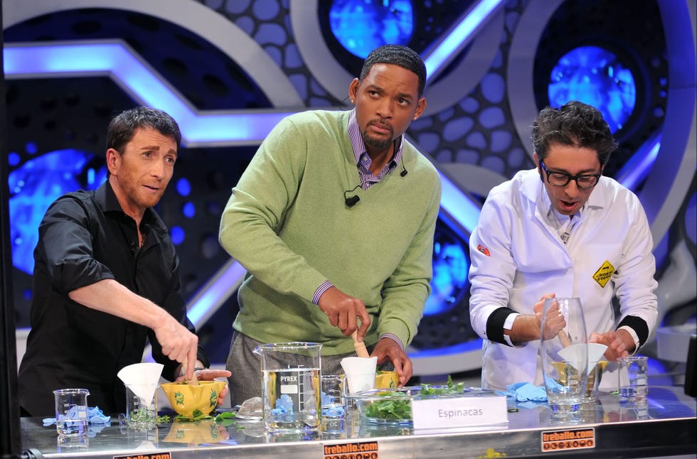 madrid

pablo motos , will smith and enrique pÈrez vergara  flipy  at the tv program 'el hormiguero' the ant hill,a talk show of spanish tv station la cuatro 

© o gallardo  enfoque   120109