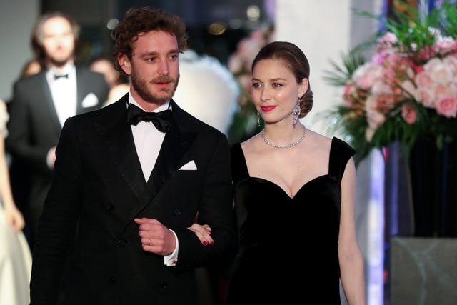 Suit, Formal wear, Event, Tuxedo, Fashion, Dress, Carpet, Gown, Ceremony, Premiere, 
