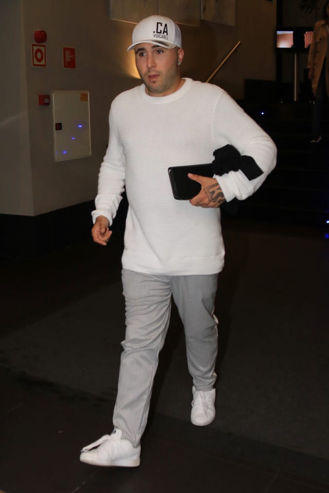 White, Fashion, Footwear, Human, Headgear, Fun, T-shirt, Shoe, Hat, Cap, 