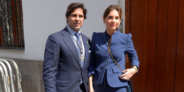 Coat, Trousers, Collar, Dress shirt, Suit trousers, Shirt, Outerwear, Formal wear, Suit, Pocket, Coat, Trousers, Collar, Dress shirt, Suit trousers, Shirt, Outerwear, Formal wear, Suit, Pocket,