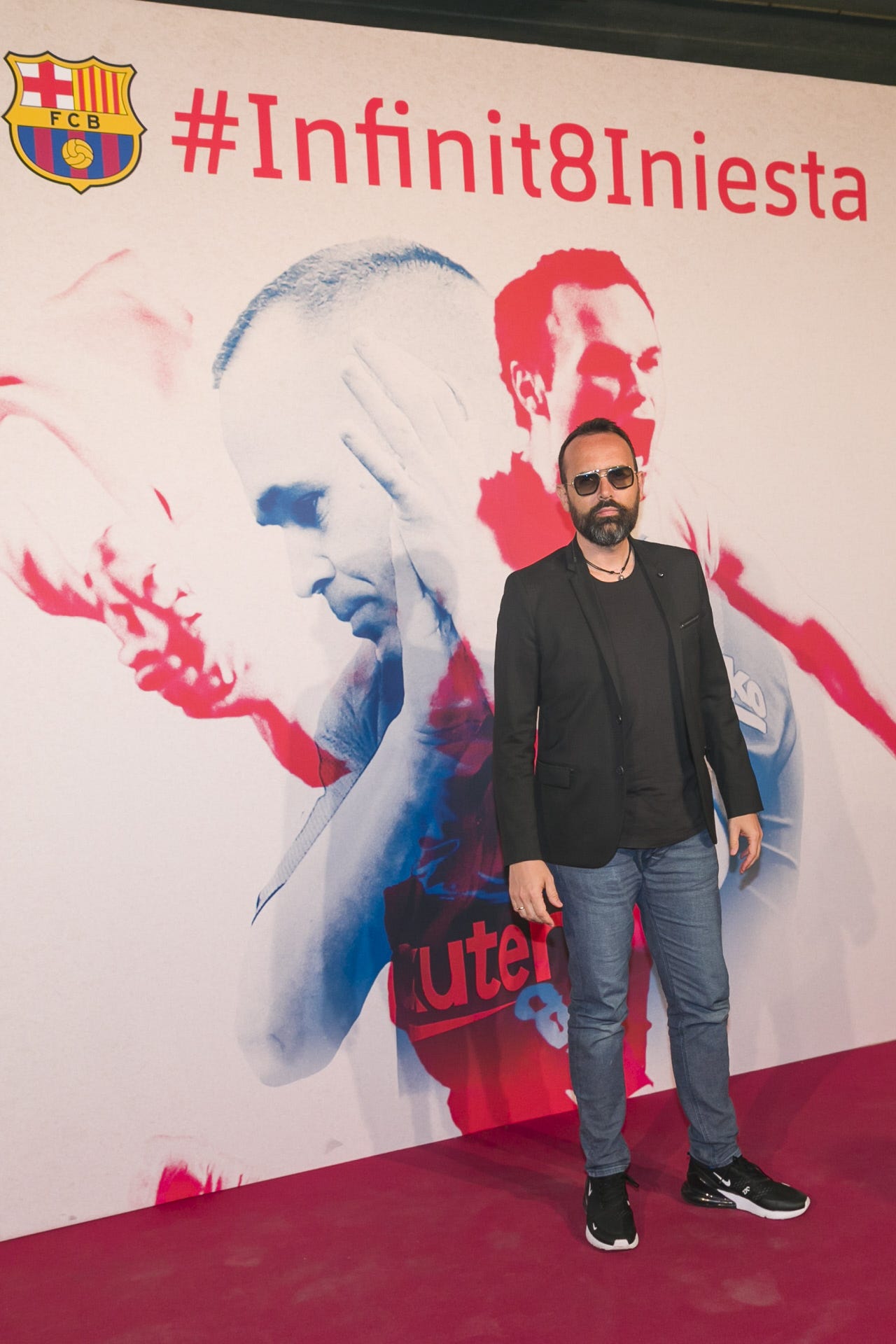 Red, Red carpet, Carpet, Flooring, Art, 