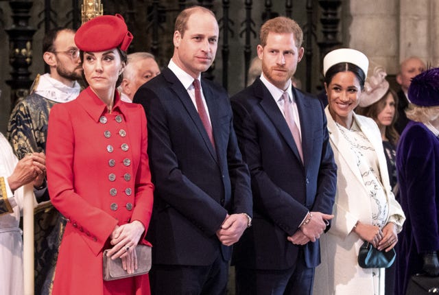 Event, Suit, Tradition, Formal wear, Monarchy, 