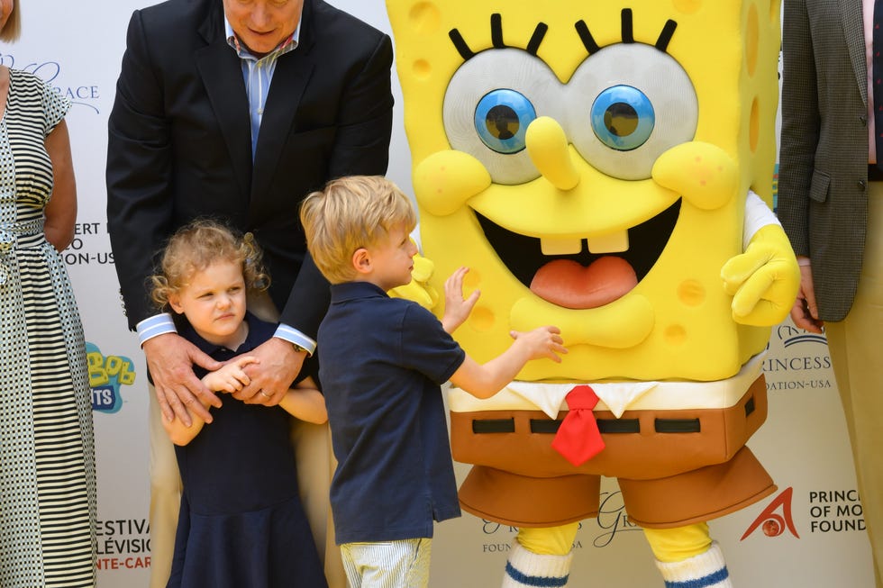 Gabriella y Jacques de Mónaco con Bob Esponja
