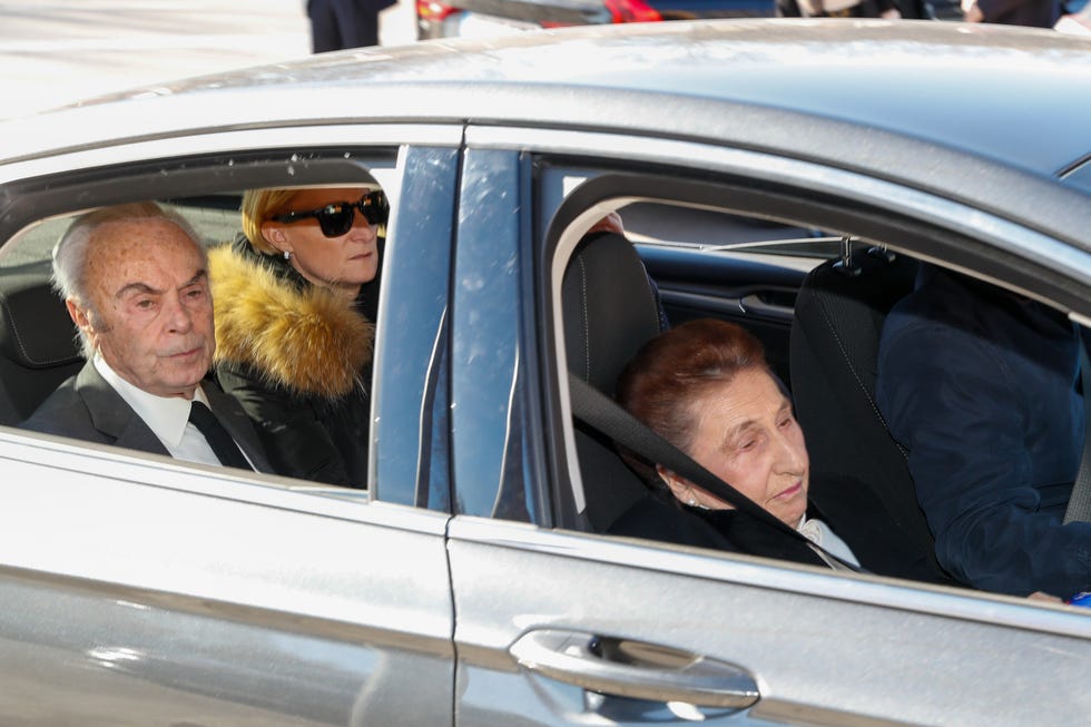infanta Margarita y familia en el funeral de doña Pilar