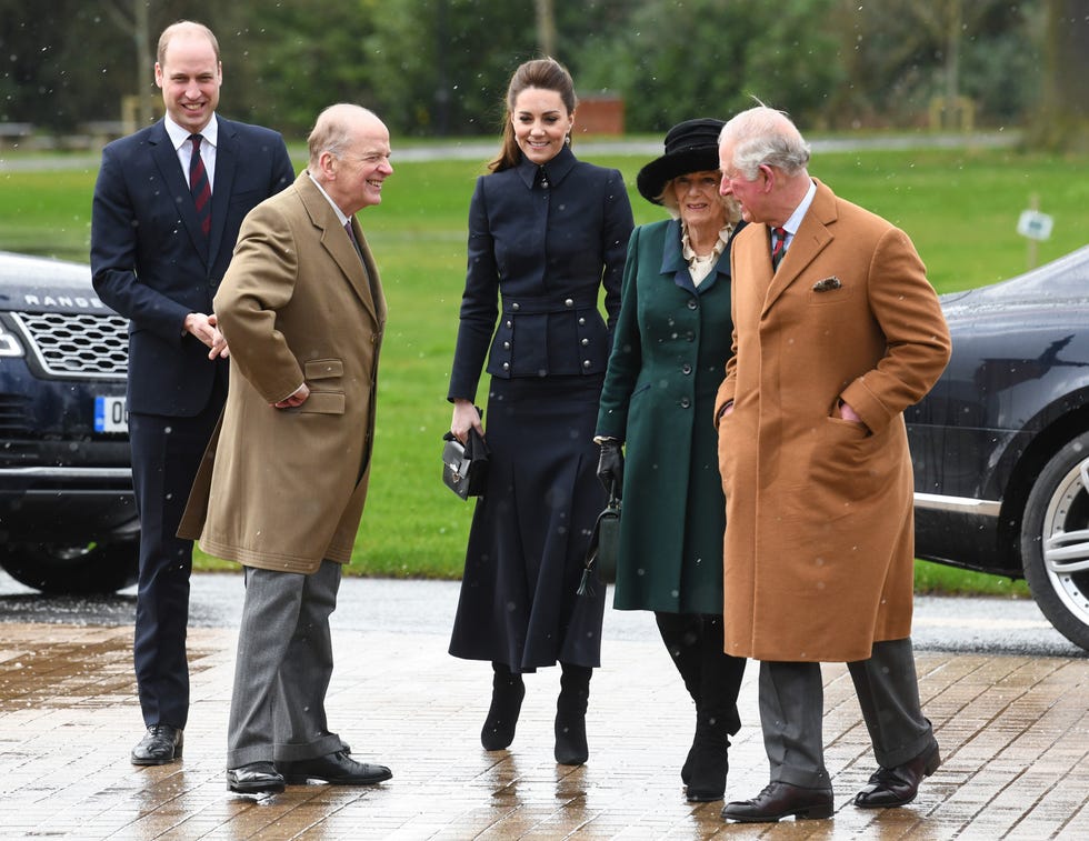 KATE MIDDLETON Y GUILLERMO REFUNDAN 'LOS 4 FANTÁSTICOS' TRAS LA MARCHA DE MEGHAN Y HARRY A CANADÁ