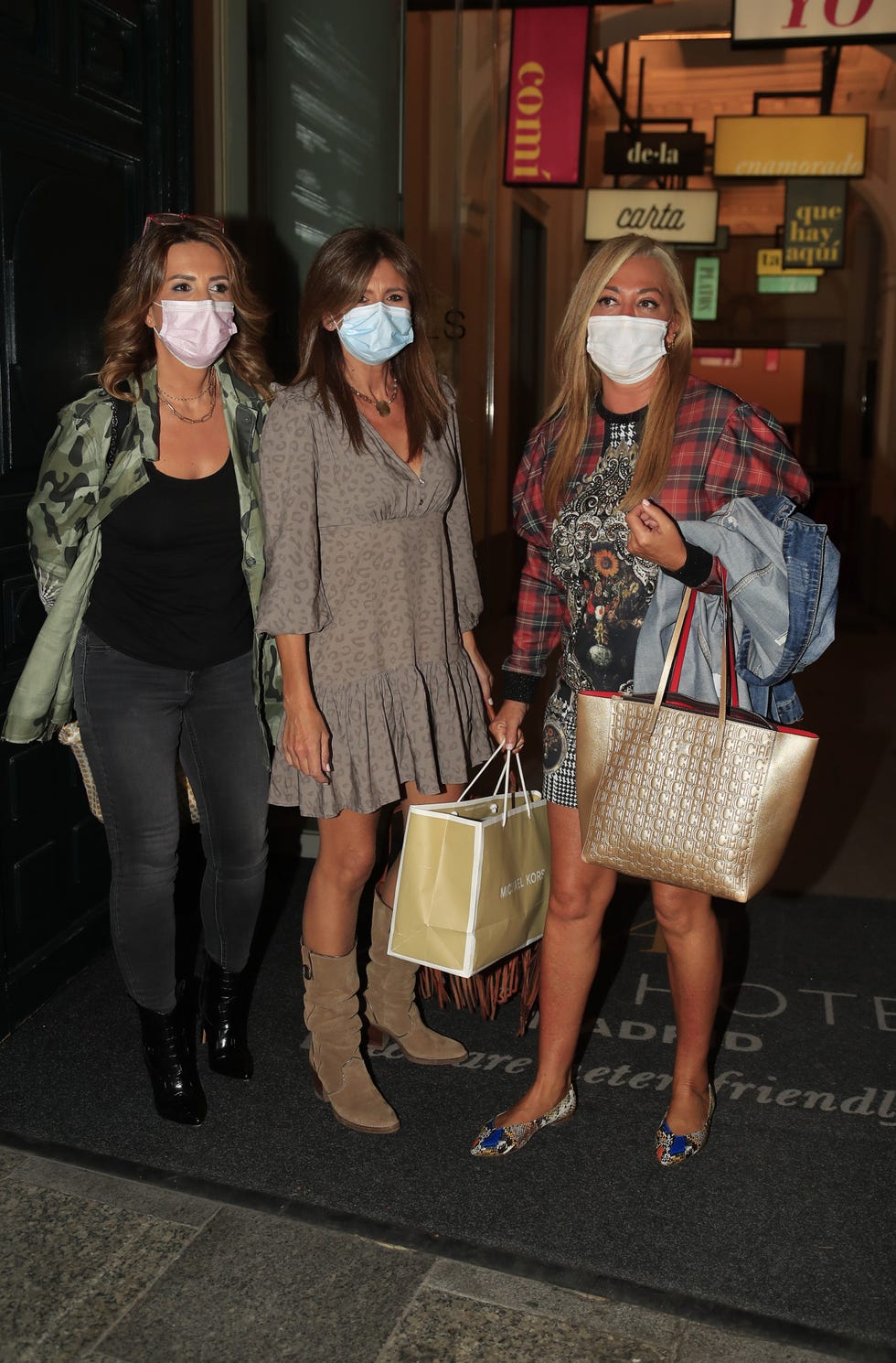 belén esteban, gema lópez y laura fa acuden a la despedida de soltera de anabel pantoja