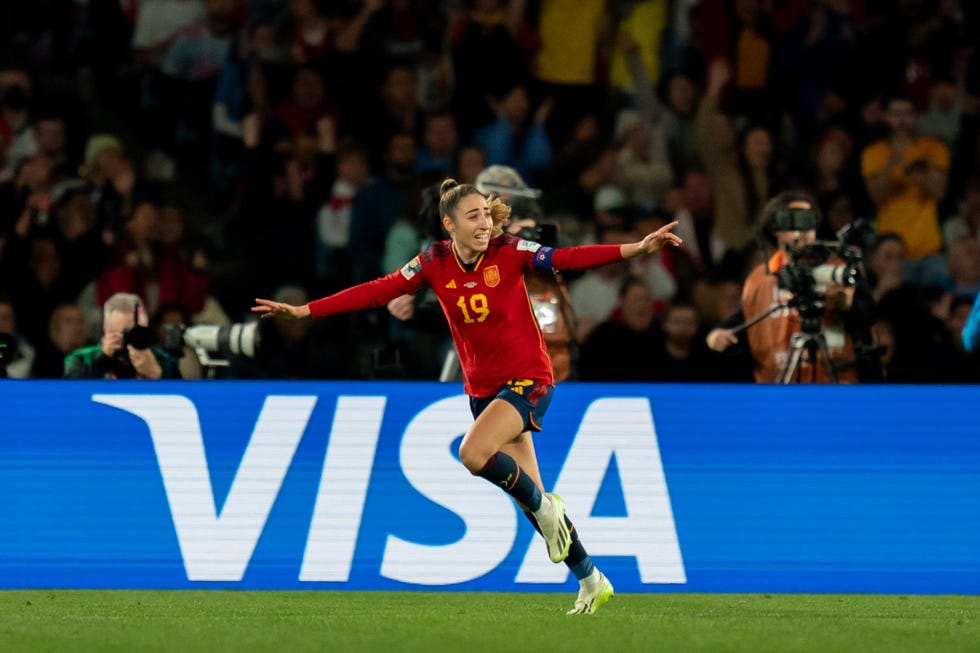 olga carmona celebra gol seleccion española