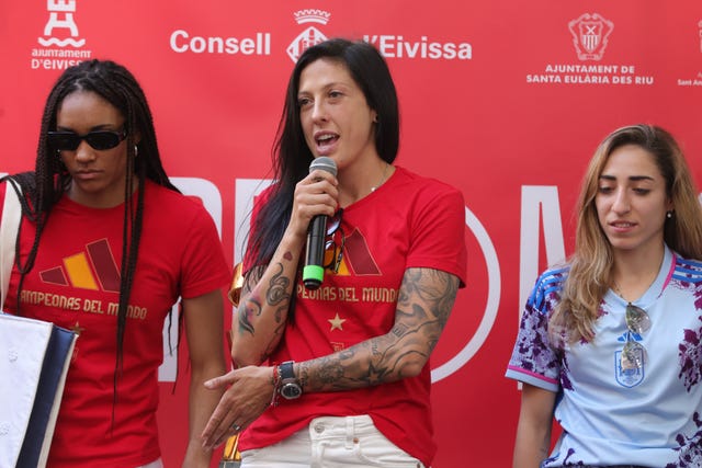 jenni hermoso en la celebracion del mundial femenino