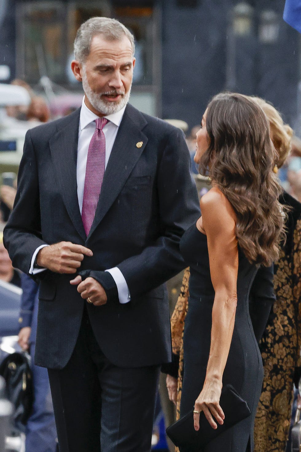 rey felipe vi y reina letizia en los premios princesa asturias