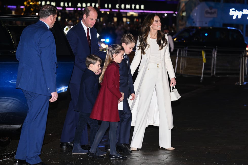 prince william, kate middleton, prince jorge, princess charlotte and prince louis