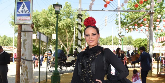gloria camila feria de abril gloria camila feria de abril